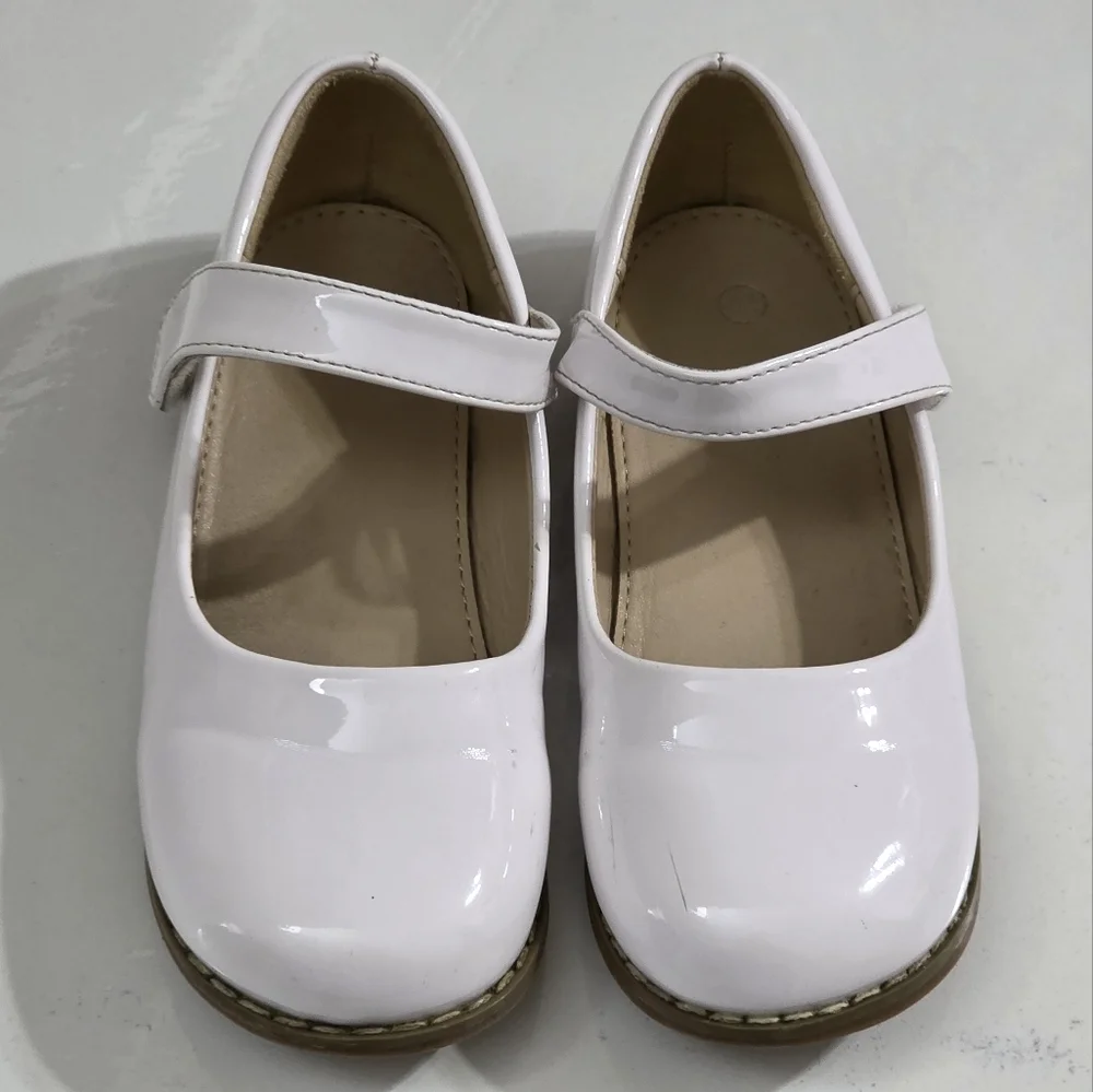 Girls Classic White Mary Jane Flats Dress Shoes Size 12